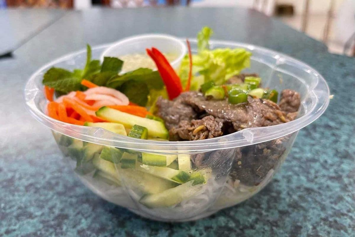 Bun bo xao - Vermicelle with beef lemongrass