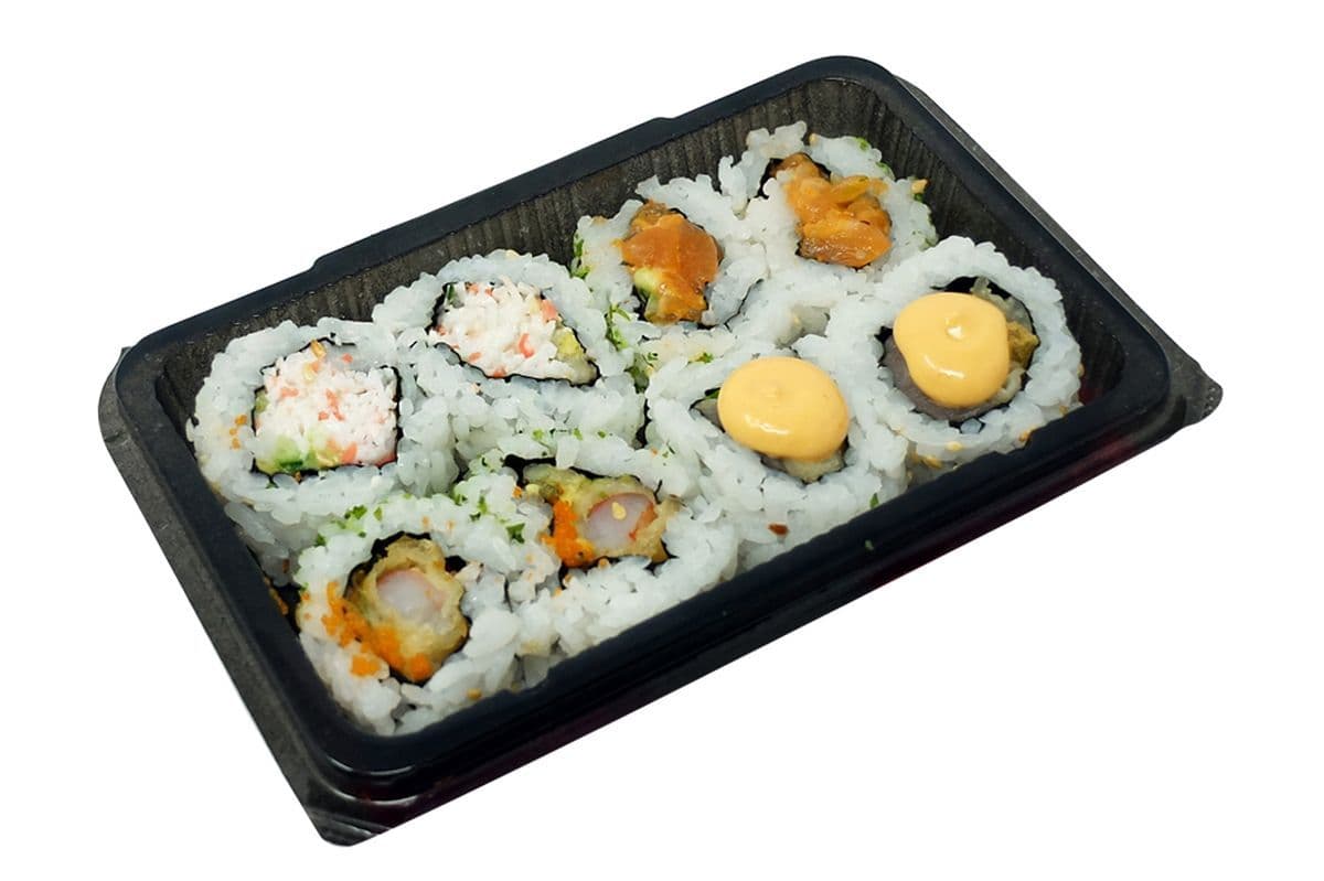 412. Assorted Rolls Combo (8 pcs)