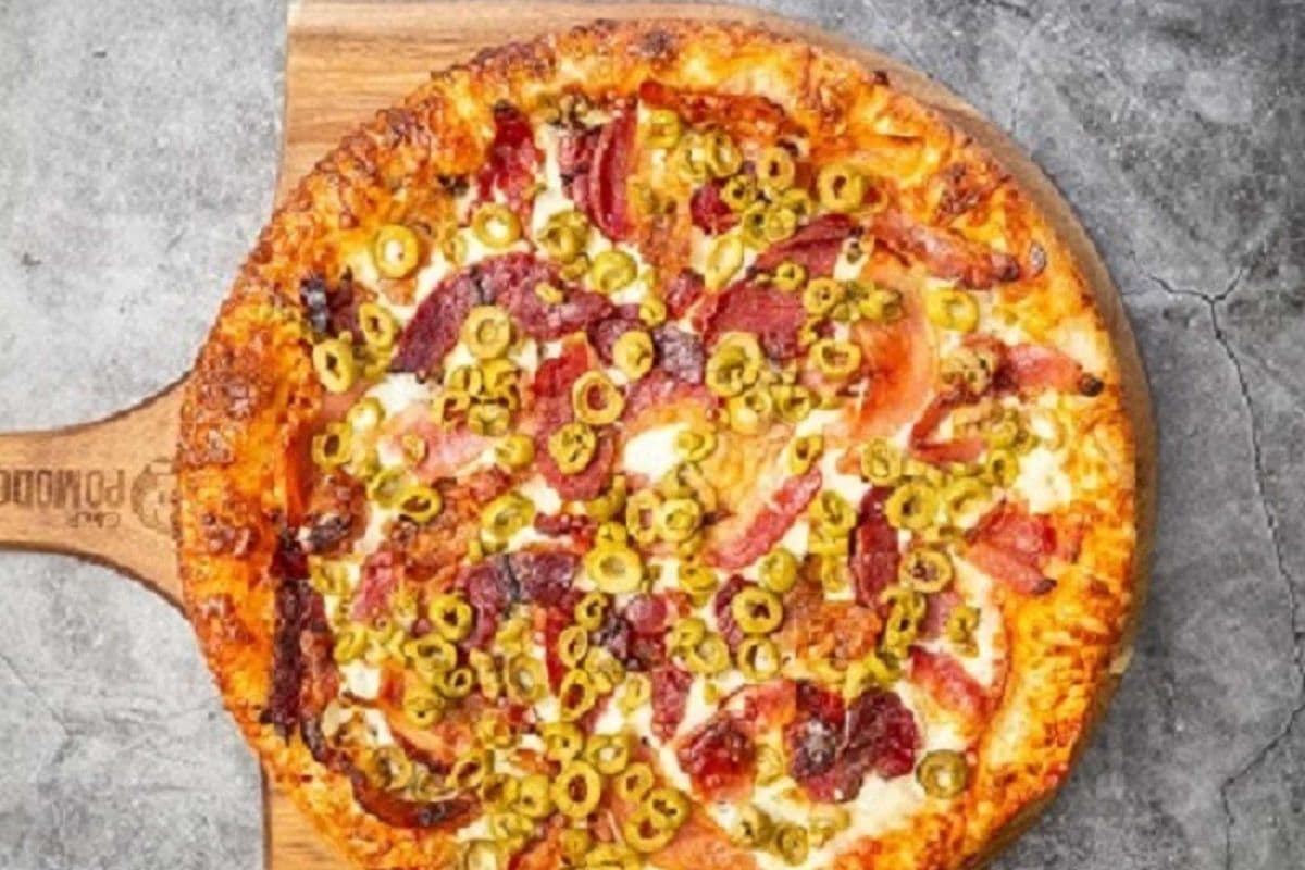 17" X-Large Chef's Special Pizza
