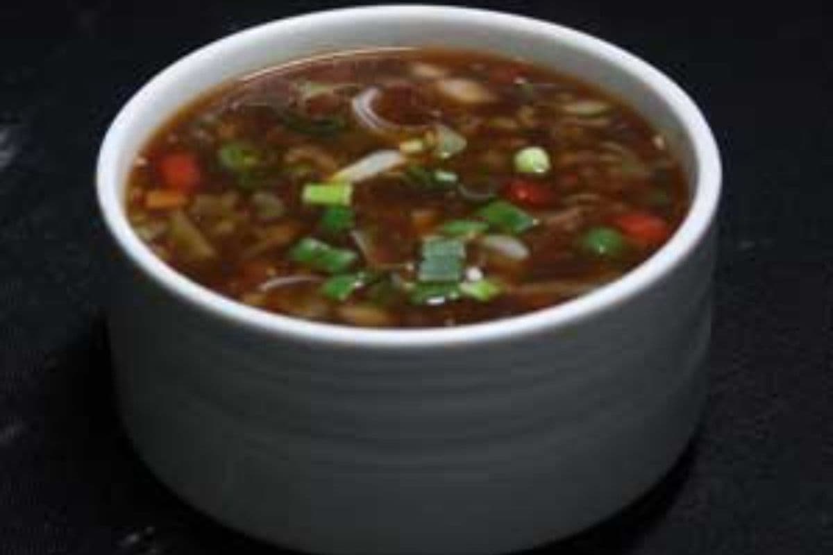 CHICKEN HOT AND SOUR SOUP