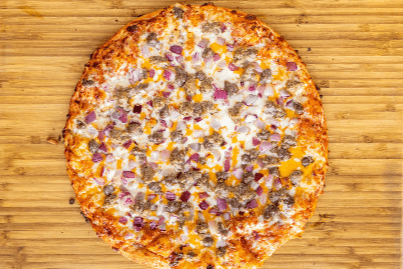 Lean Beef, Italian Sausage, and Chopped Onions Pizza