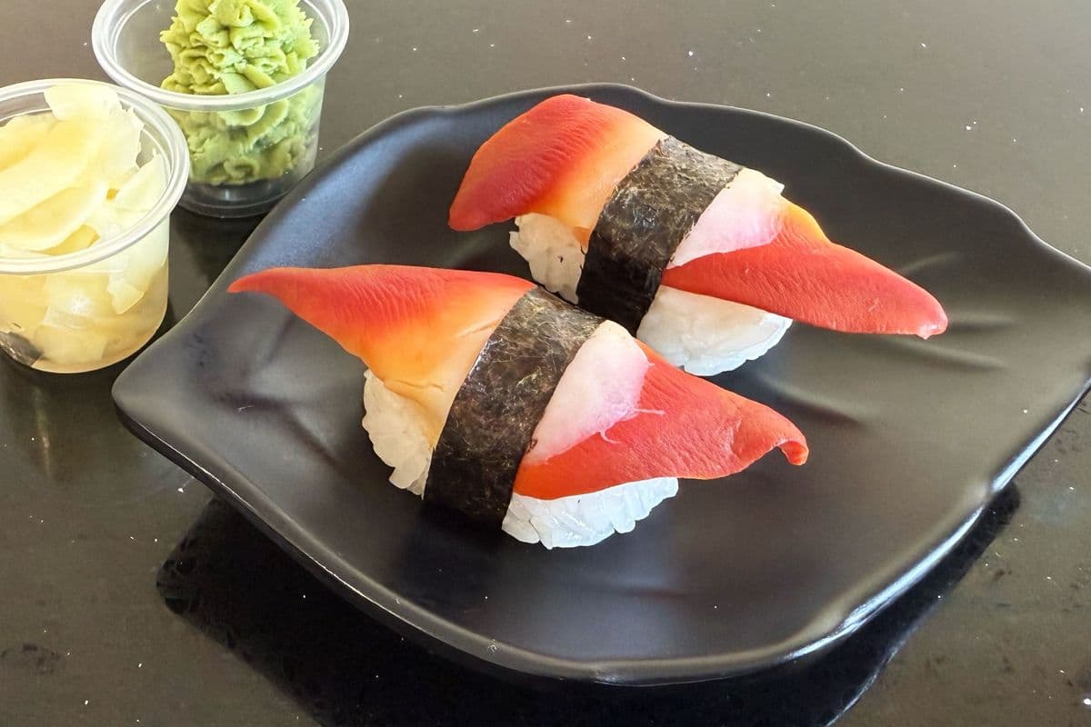 T7. Surf Clam sushi