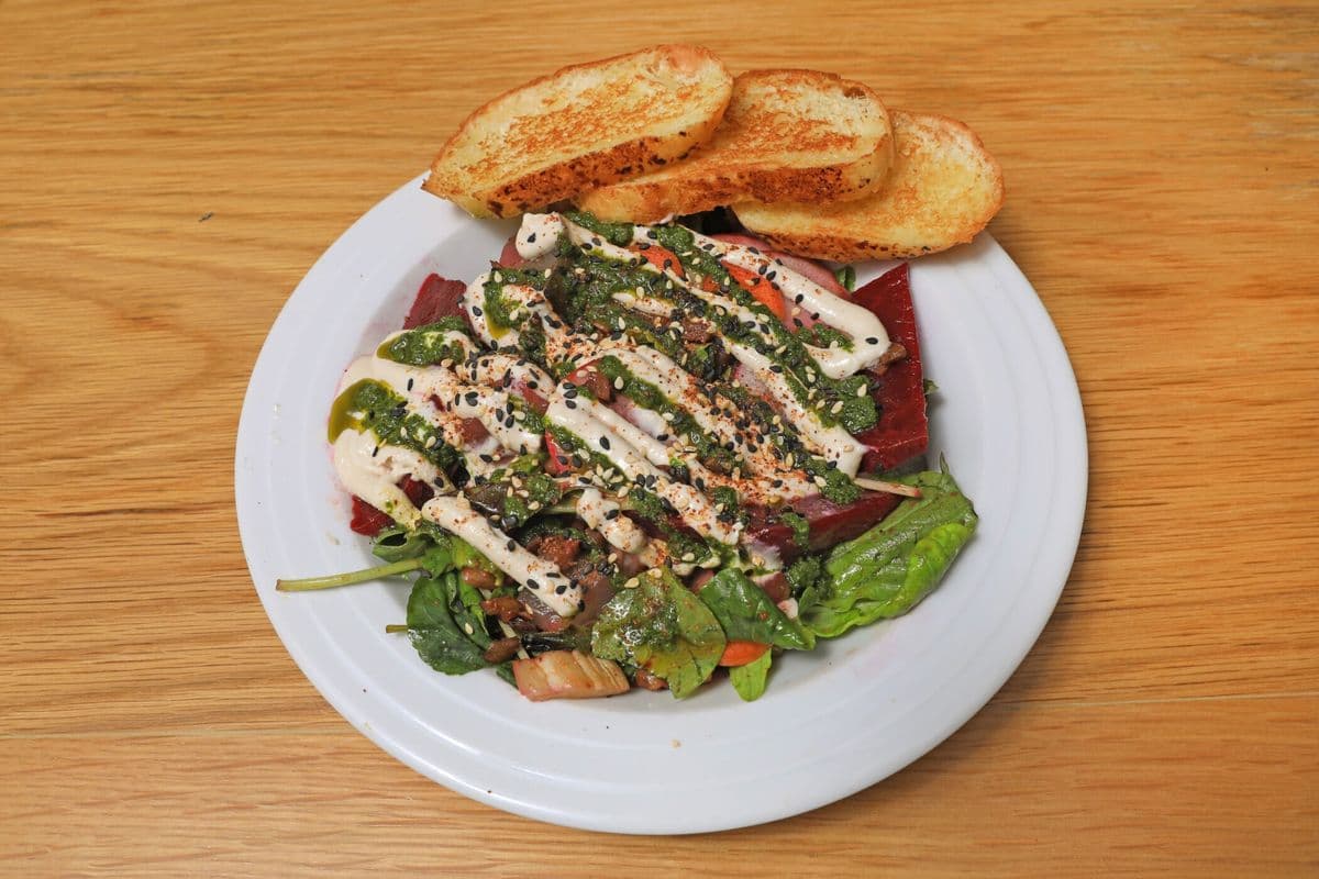 SALADE DE CORNICHONS ET DE LEGUMES DU QUEBEC
