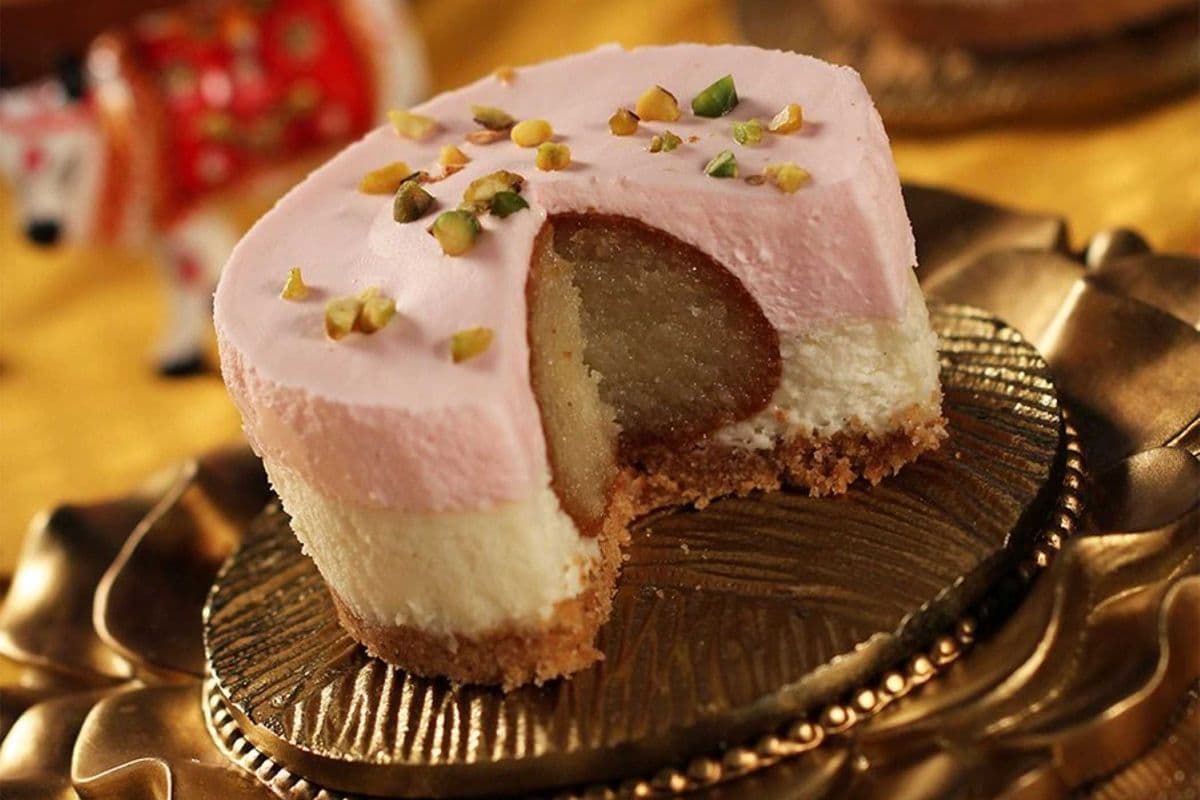 Gulab Jamun Cheesecake