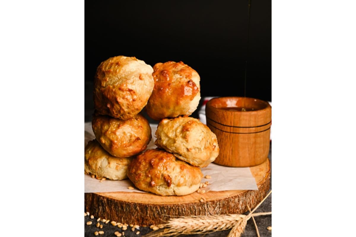 Butter Milk Biscuits (12 pcs)