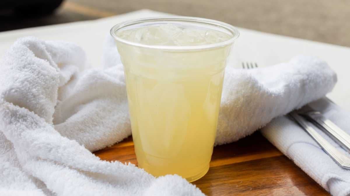 Classic Lemonade (16 oz)