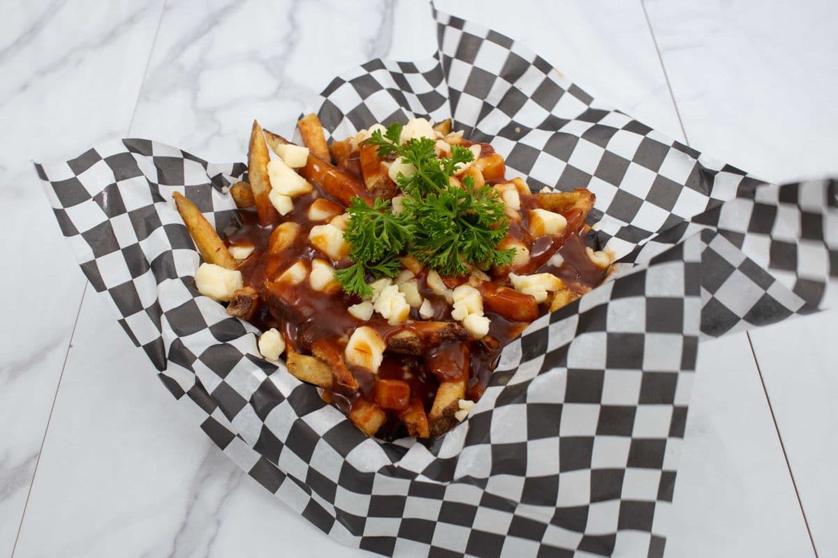 Large Poutine