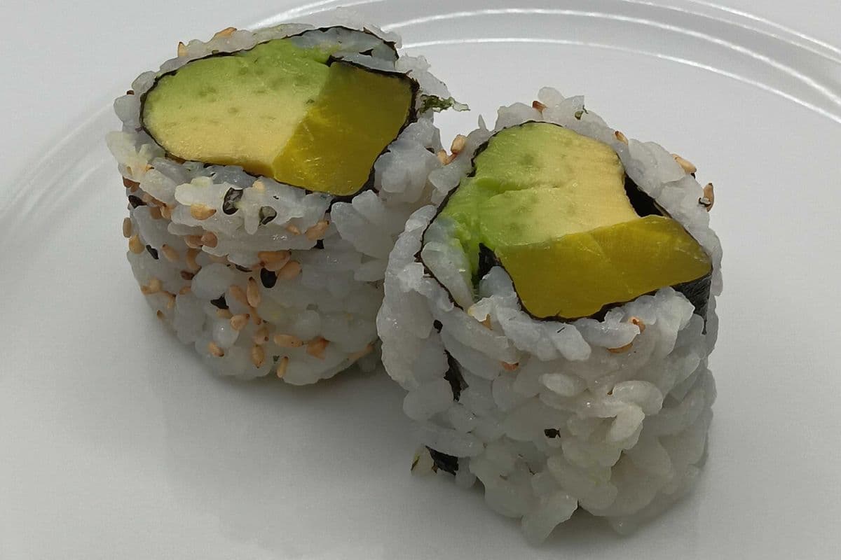 Oshinko Avocado Roll