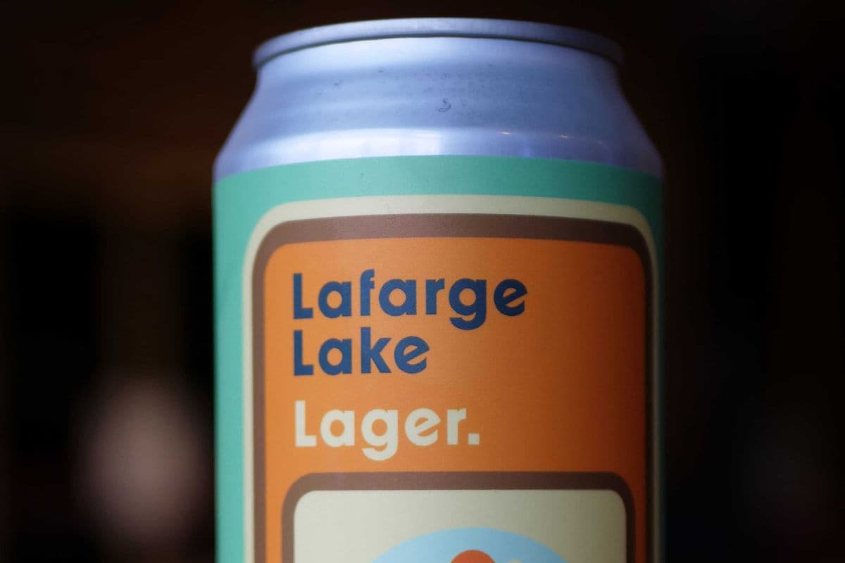 Single LaFarge Lake Lager 5%/473ml (1 x 473)