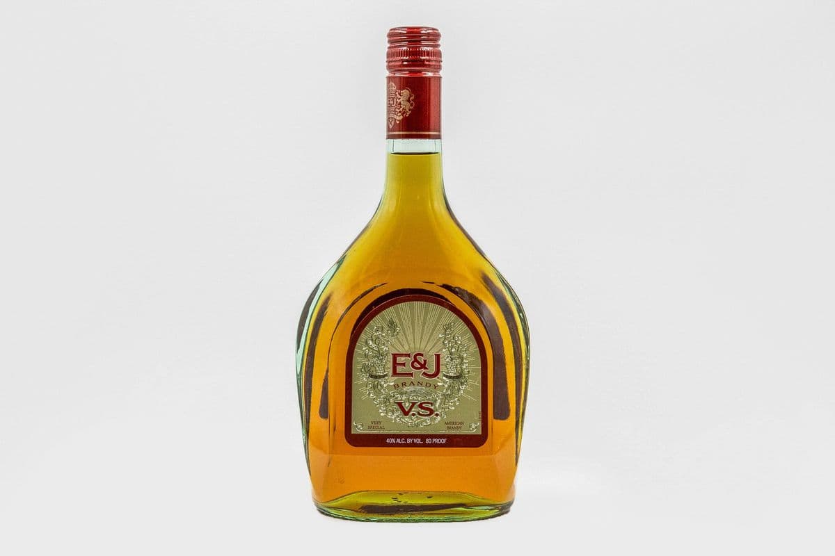 E and J Brandy (1 x 750 ml)