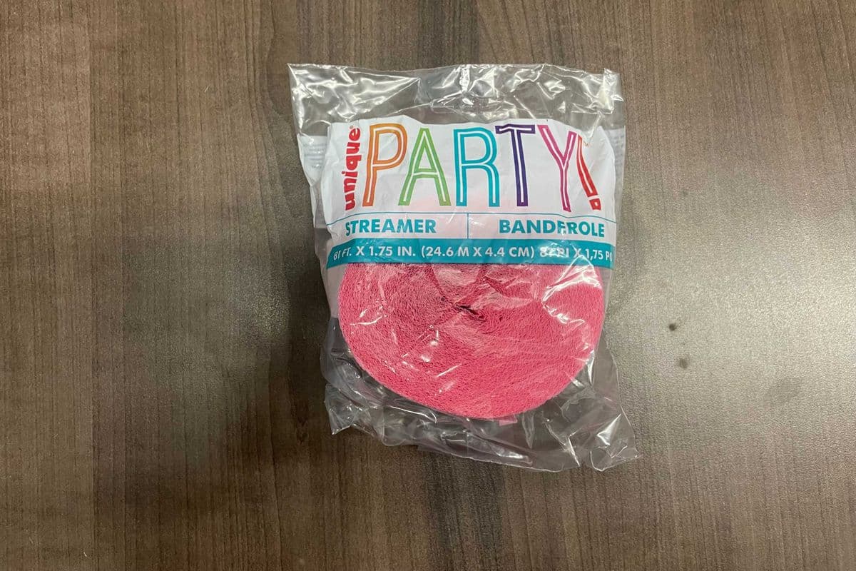 Streamer Pastel Pink Crepe