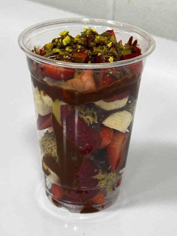 16 OZ Dubai Strawberry Banana Cup