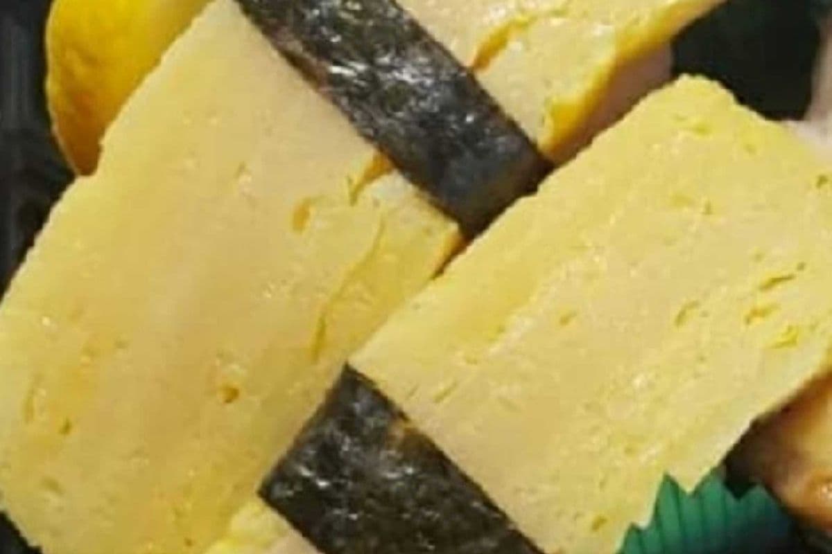 Tamago Nigiri Sushi (3 pcs)
