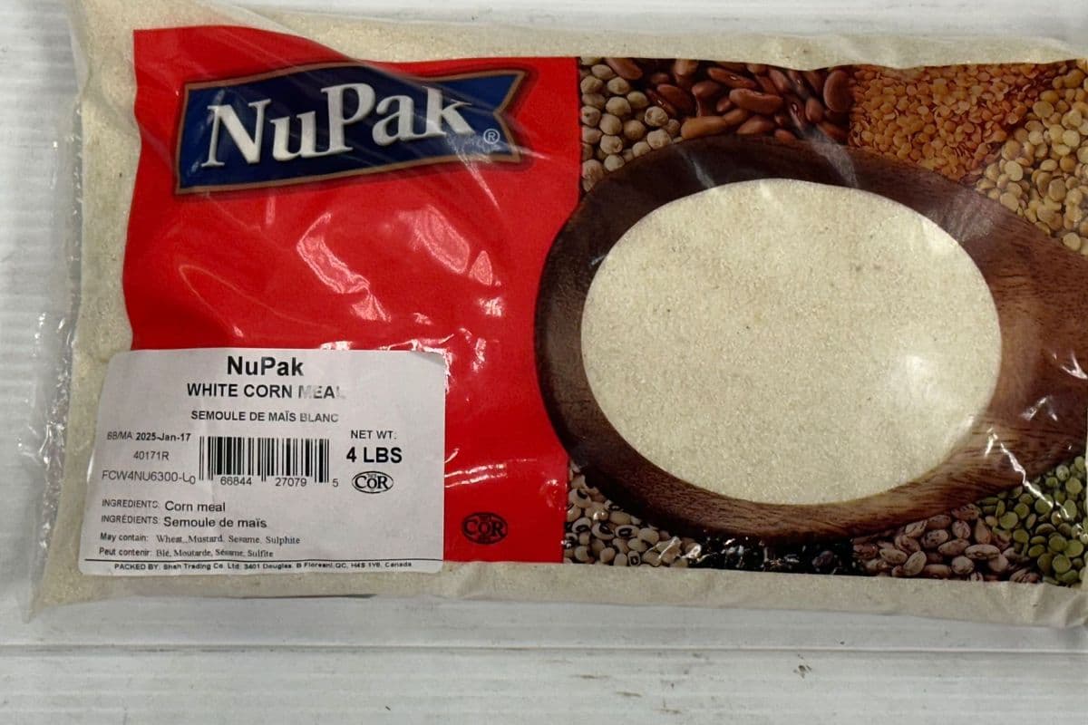 Nupak White Corn Meal (4 lbs)