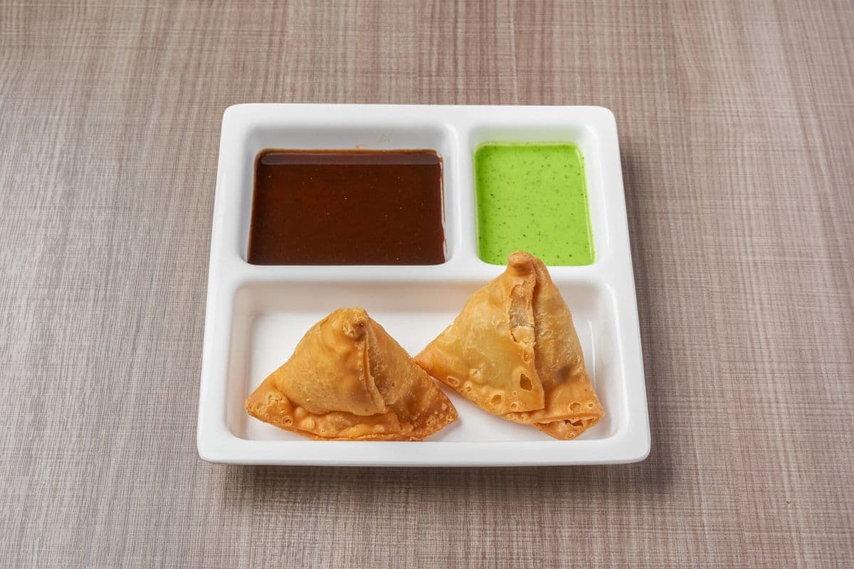 Samosa (1 pc)