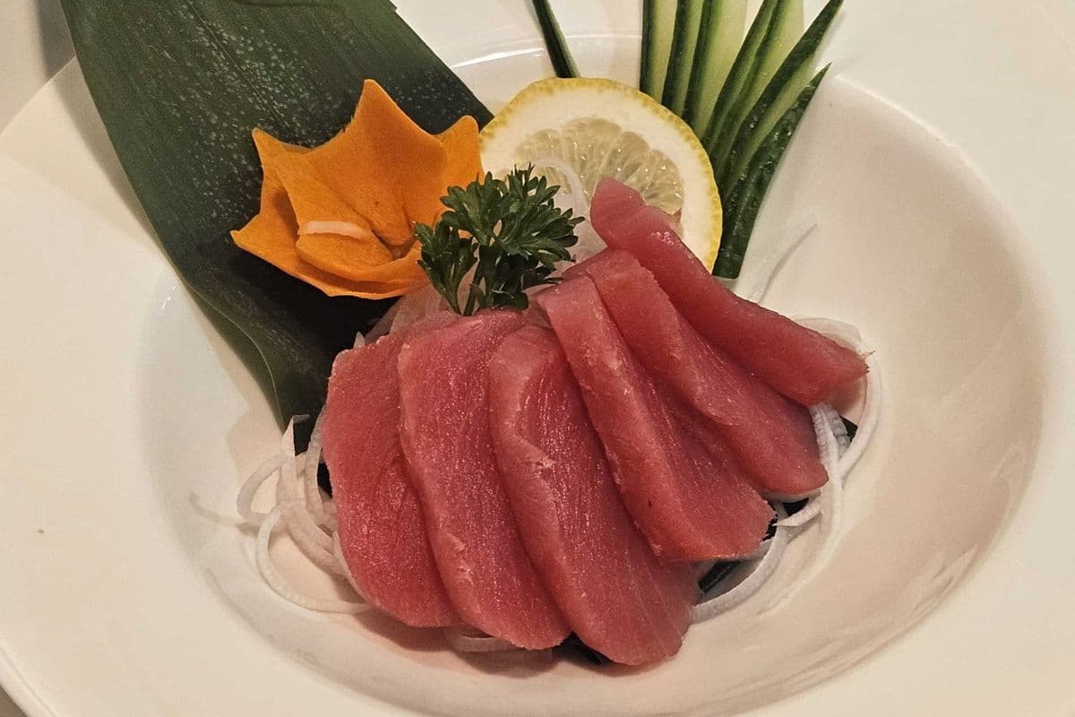 Tuna Sashimi (6pcs)