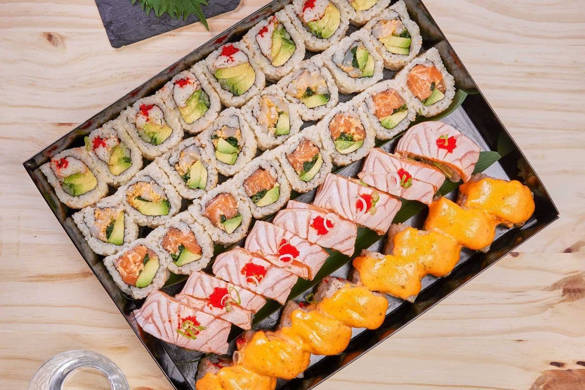 V8 Vintage Maki 40 Pcs (for 2)