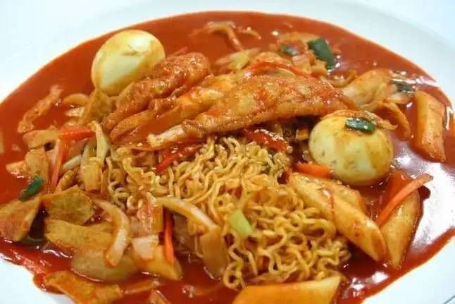 Rabokki (라볶이) / Rabokki
