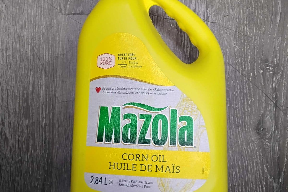 Mazola corn oil (2.84l)