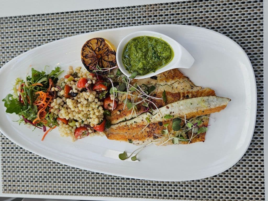 Branzino alla livornese