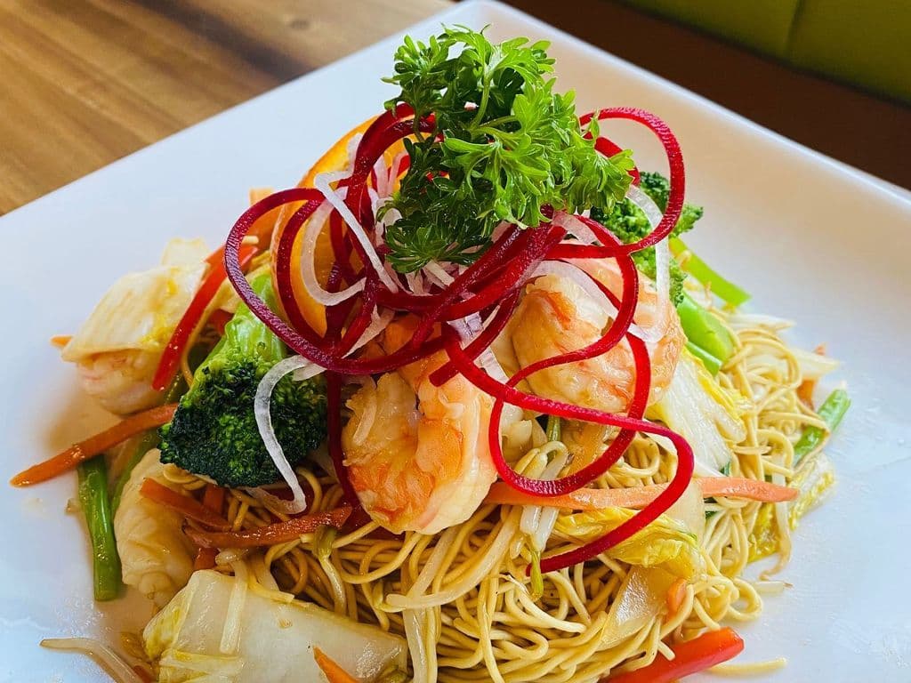 Stir Fried Egg Noodle