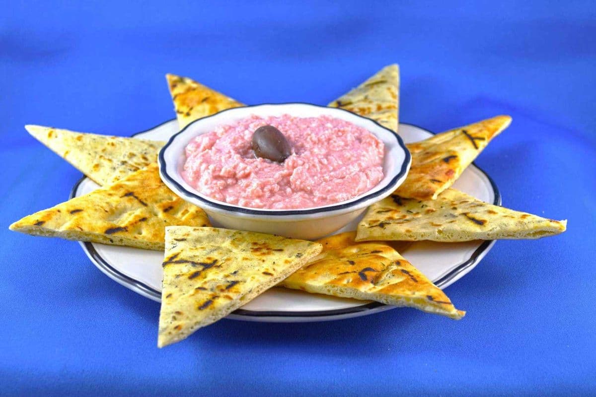 Taramasalata et pain pita / Taramasalata and Pita Bread