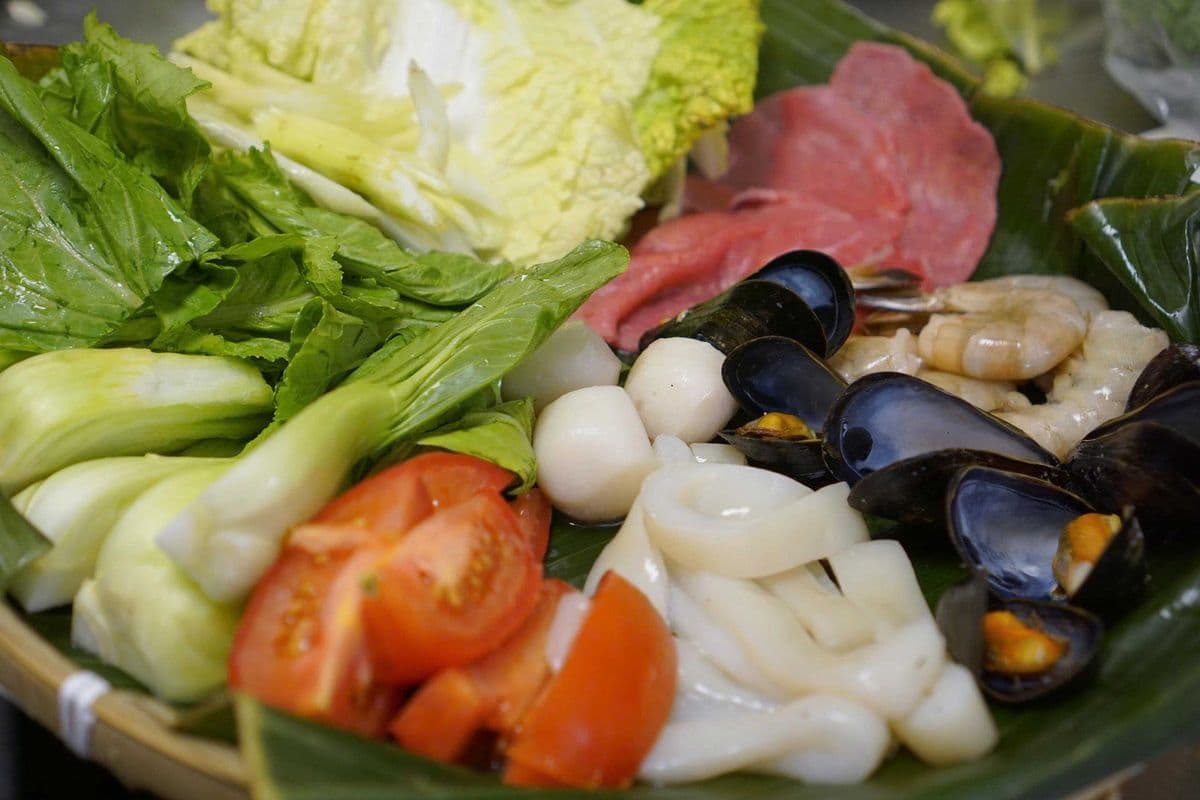 W2. Thai Hot Pot / Lẩu Thái