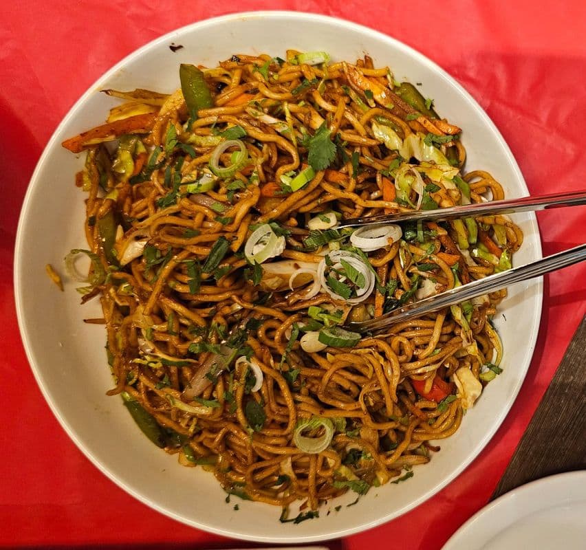 Veg Chow Mein