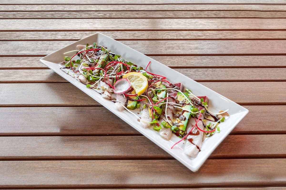 Hamachi Carpaccio (6 pcs)