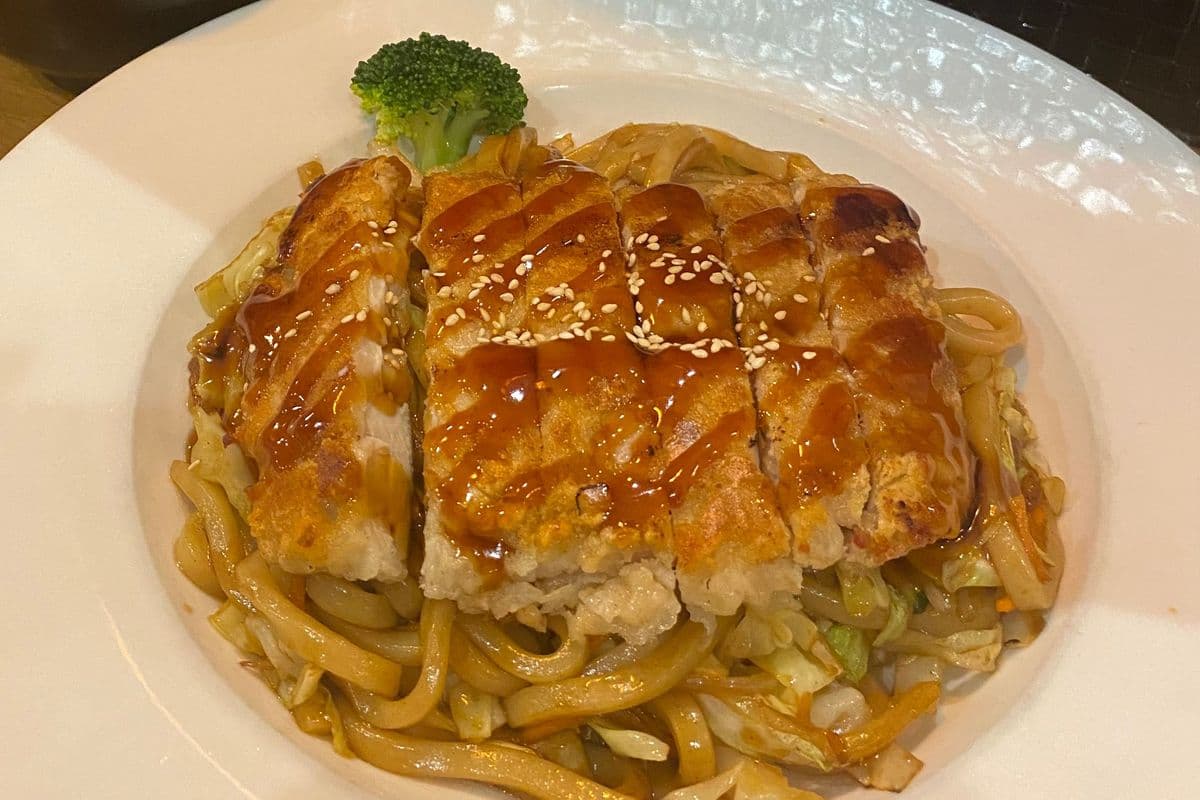 Chicken Yakiudon