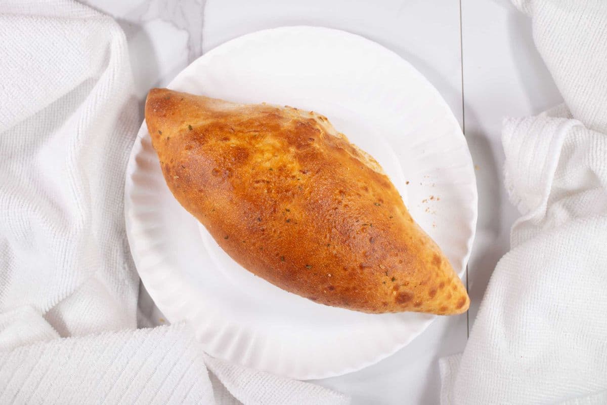 Medium Panzerotti (Deep-Fried)