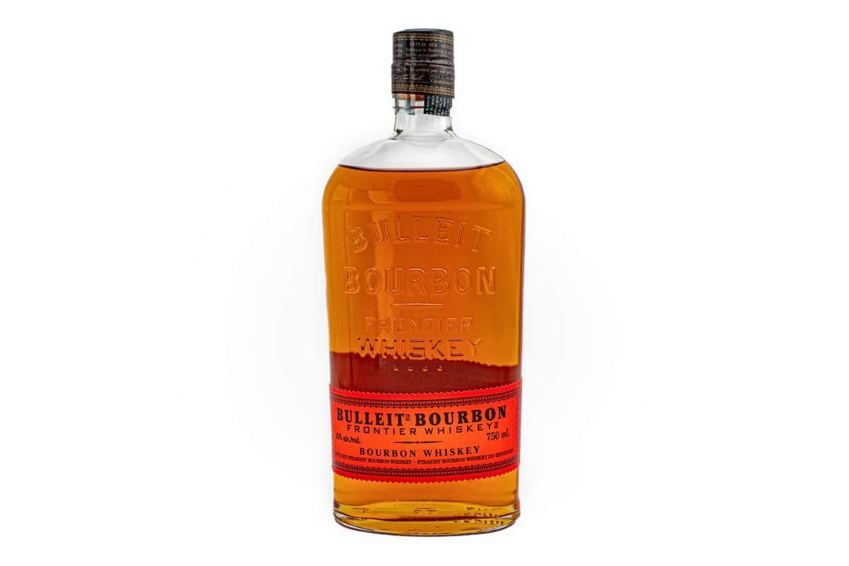 BULLEIT BOURBON FRONTIER WHISKEY (1 x 750ML)
