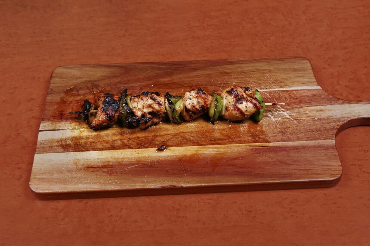 Brochette de poulet / Chicken Skewer
