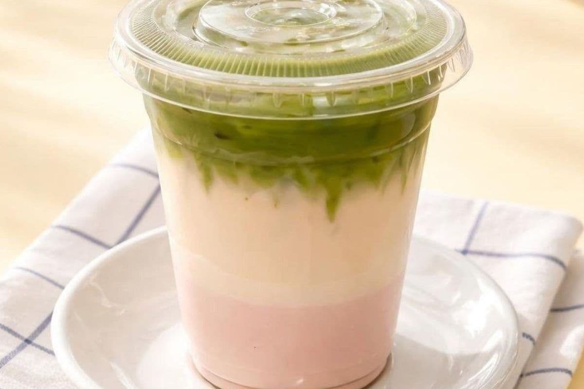 Iced Strawberry Matcha Latte