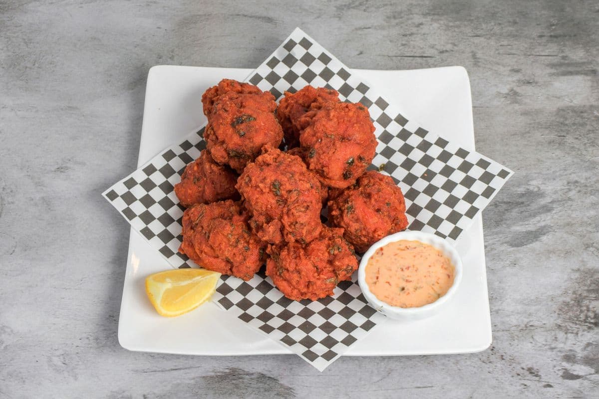 A1. Chicken or Fish Pakora (10 pcs)