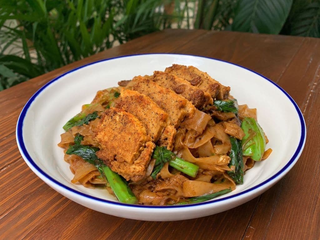 VEGAN TOFU PAD SEE-EW 