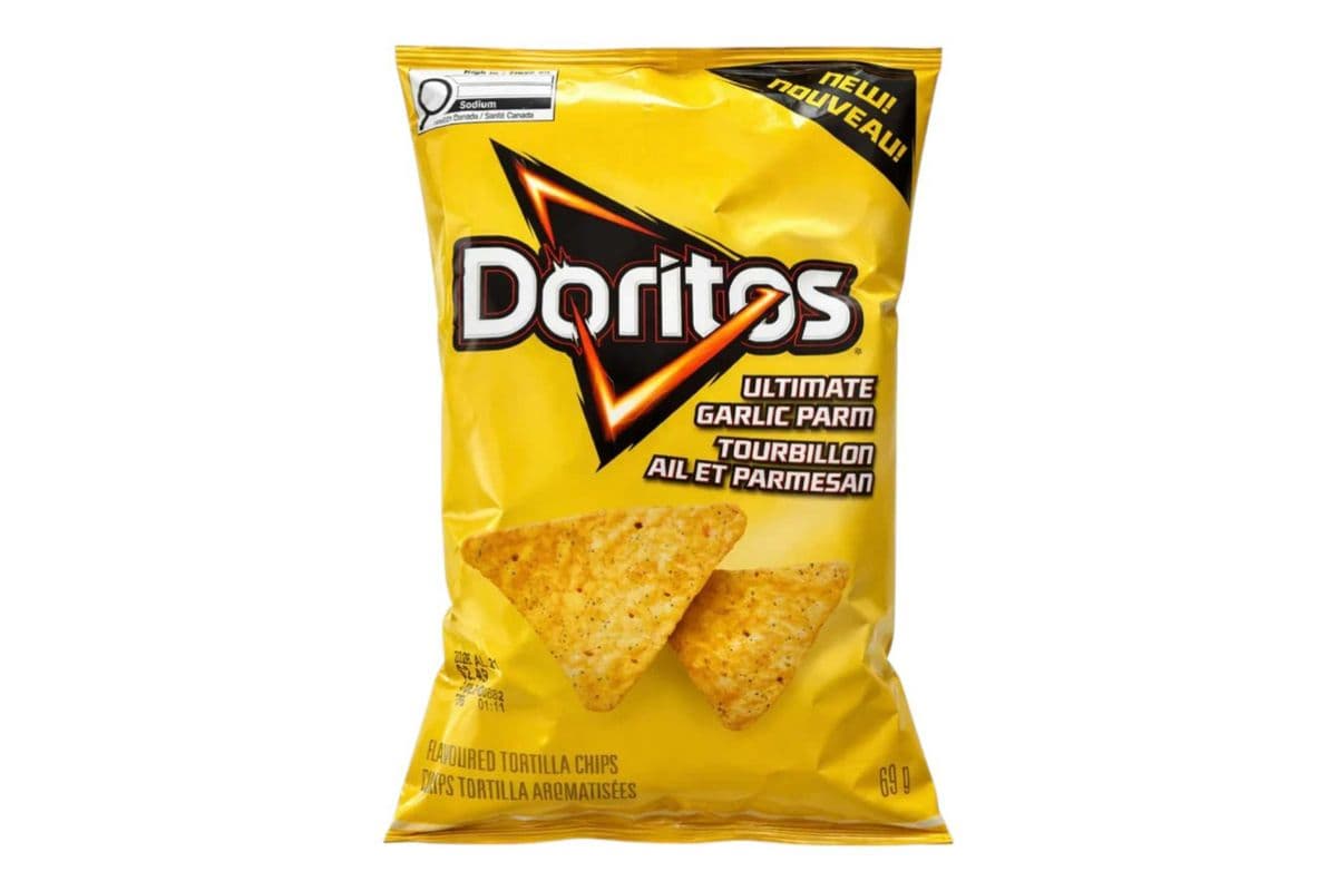Doritos Ultimate Garlic Parm (210g) (250 Cal)