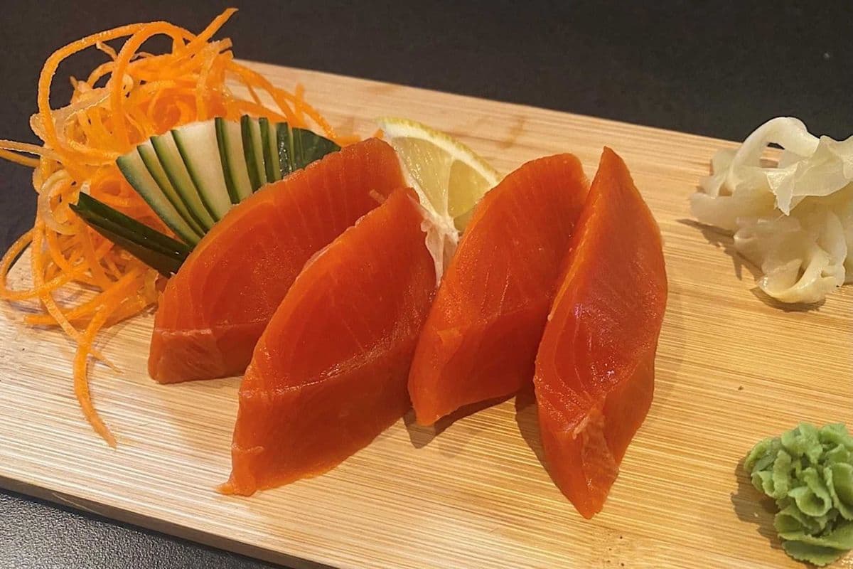 Small Salmon Sashimi (4 Pcs)