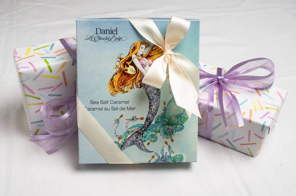 Signature Box