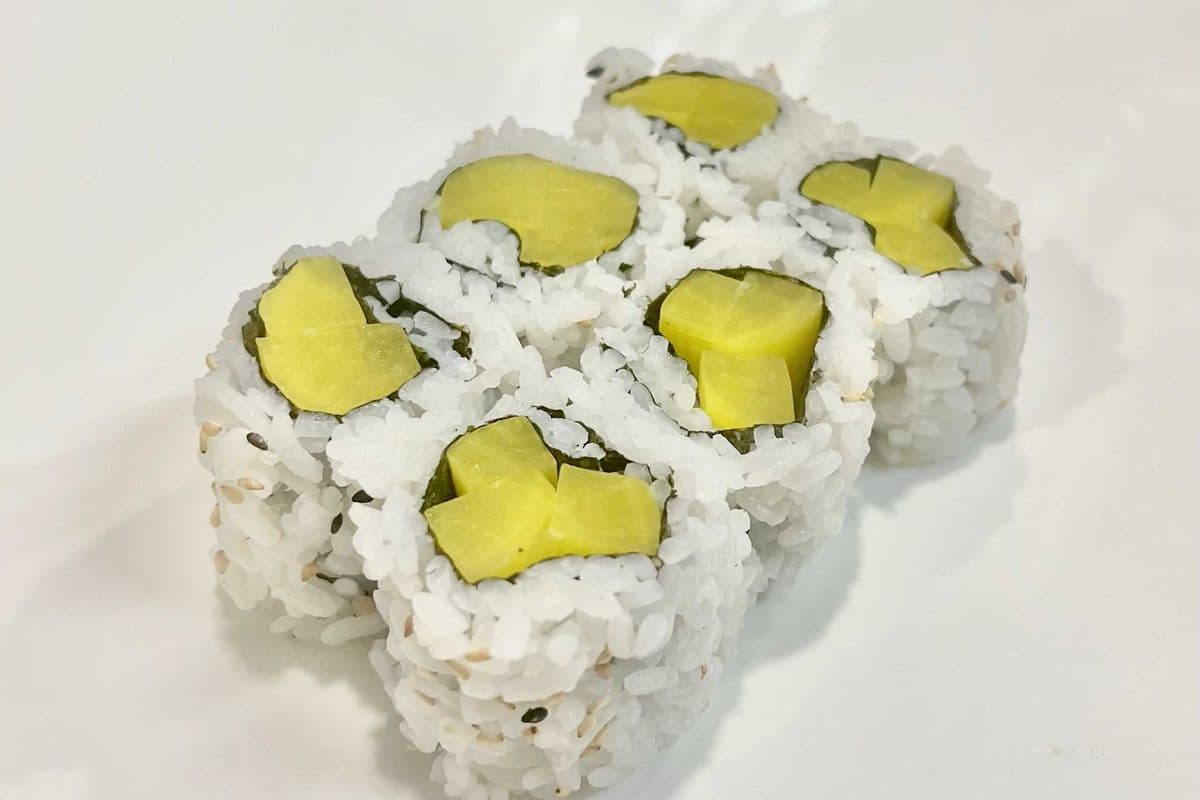 Oshinko Roll (6 pcs)