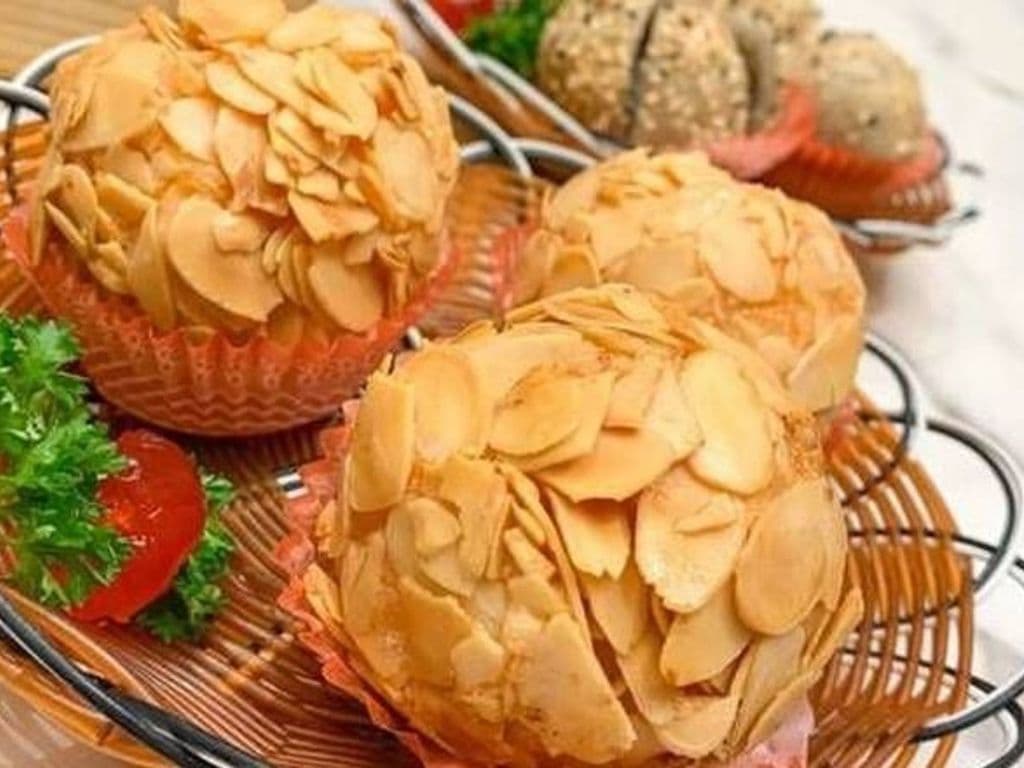 Almond Crusted Shrimp Ball SP41