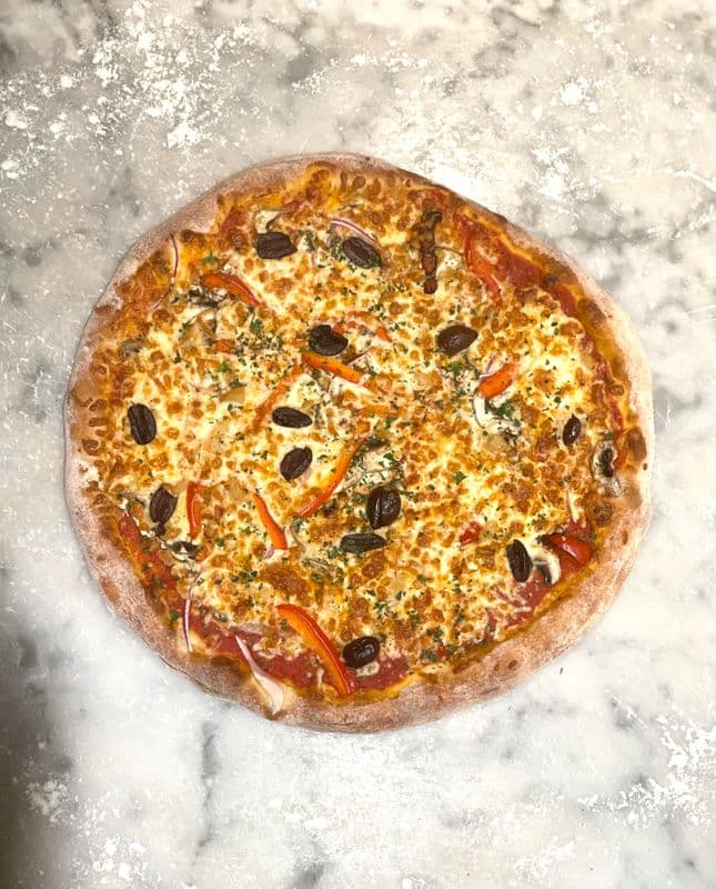 Veggie Lovers Deluxe Pizza