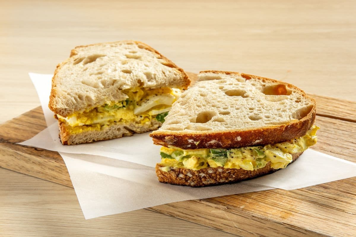EGG SALAD SANDWICH