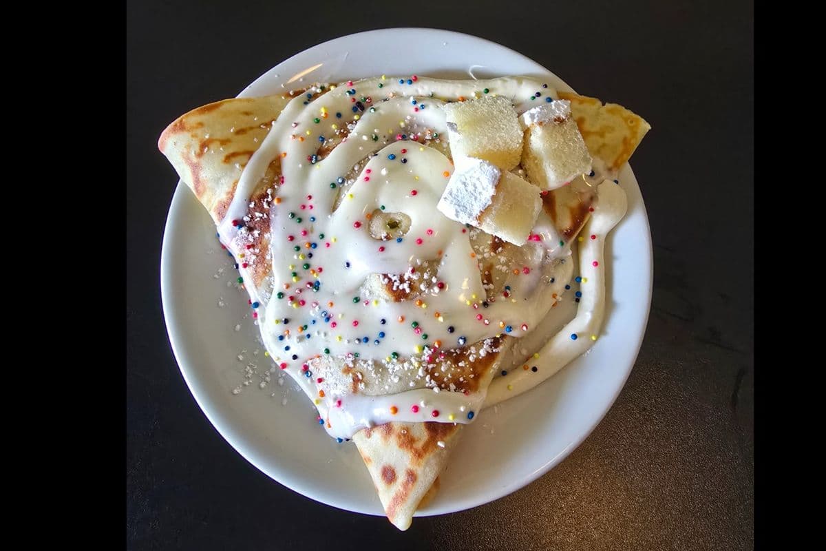 Birthday Cake Crêpe