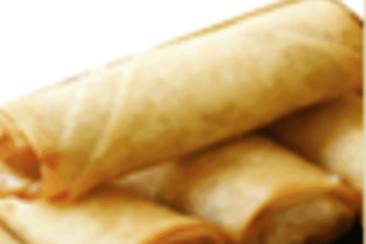 1. Thai Spring Rolls (4 pcs)