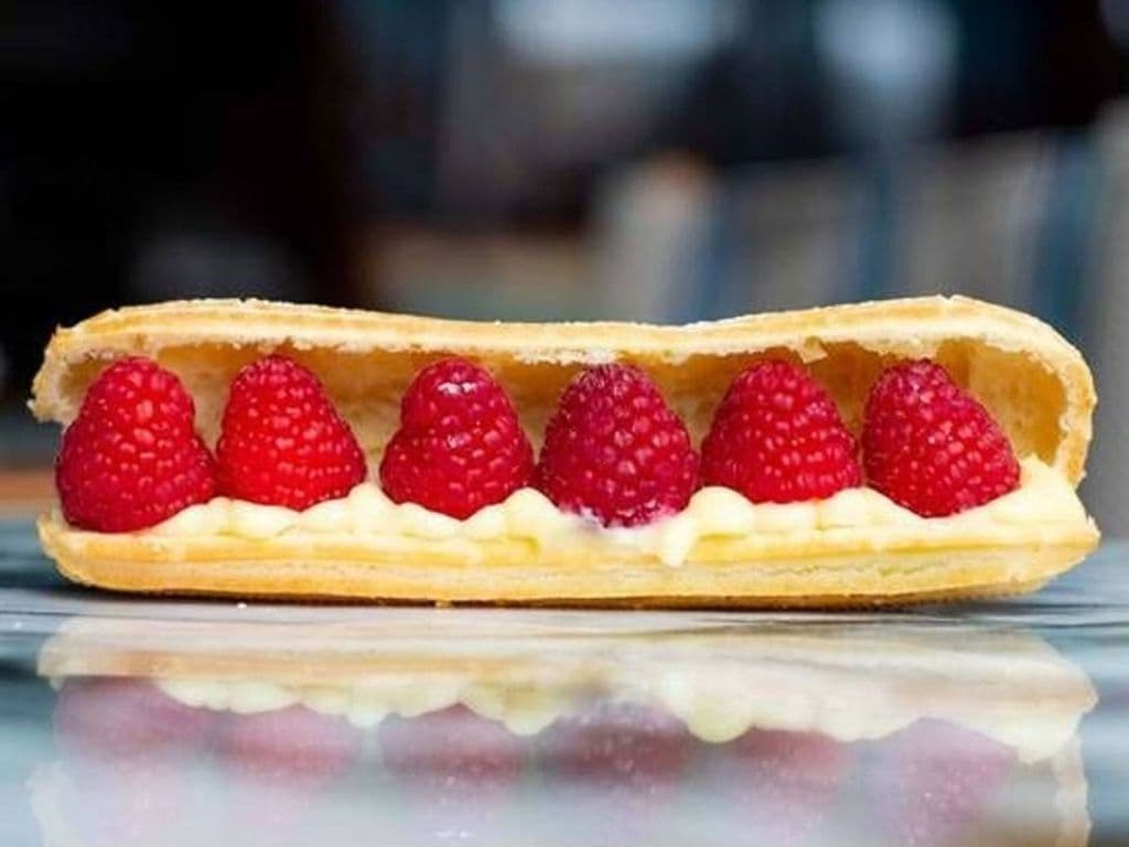 Eclair - Raspberry