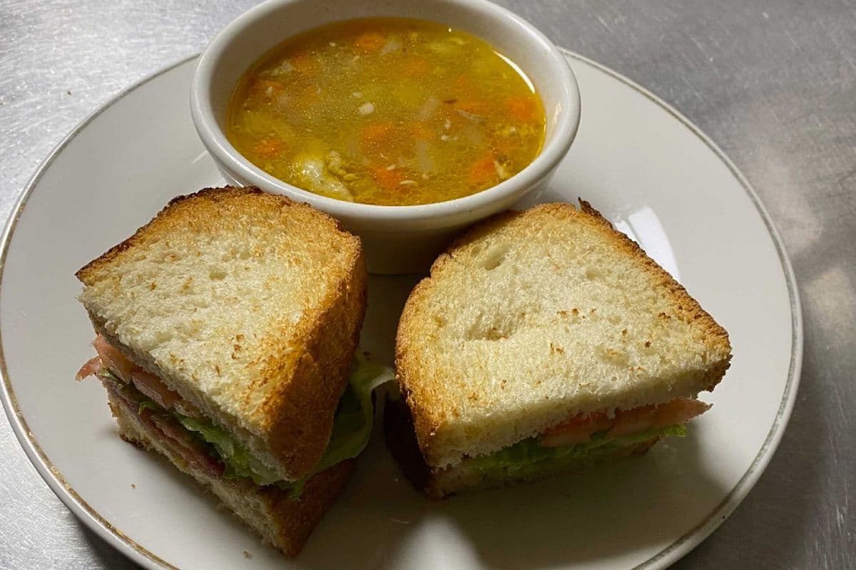 Classic B.L.T. Sandwich
