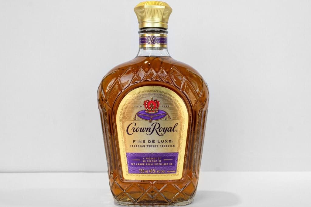 Crown Royal (750 ml) (1 x 750 ml)