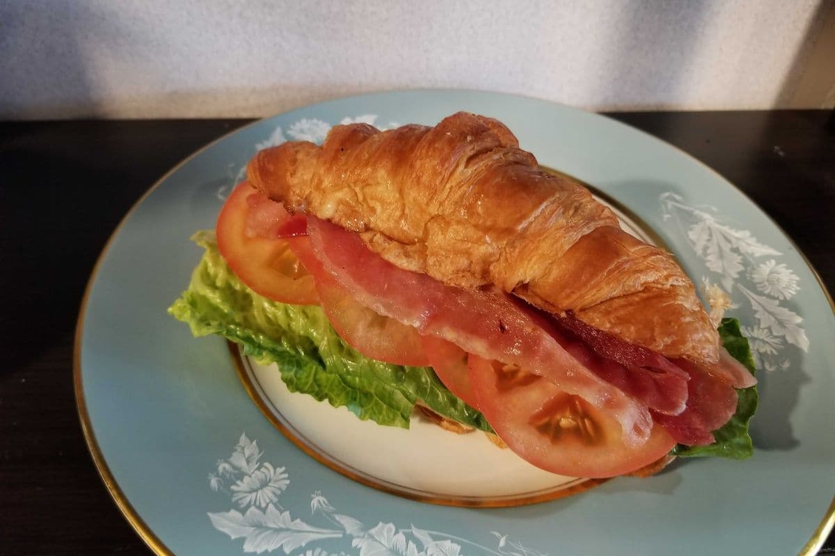 BLT Croissant