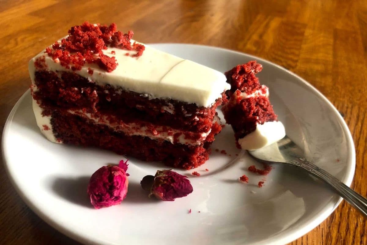 Keto Red Velvet Cake (380 Cal)